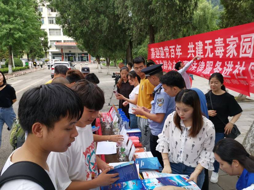 fb89b33bd47dca3d84bb33866d7ee36